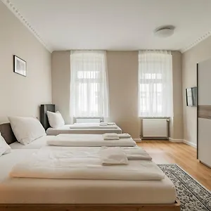 palais-joseph-apartments.vienna-besthotels.com/